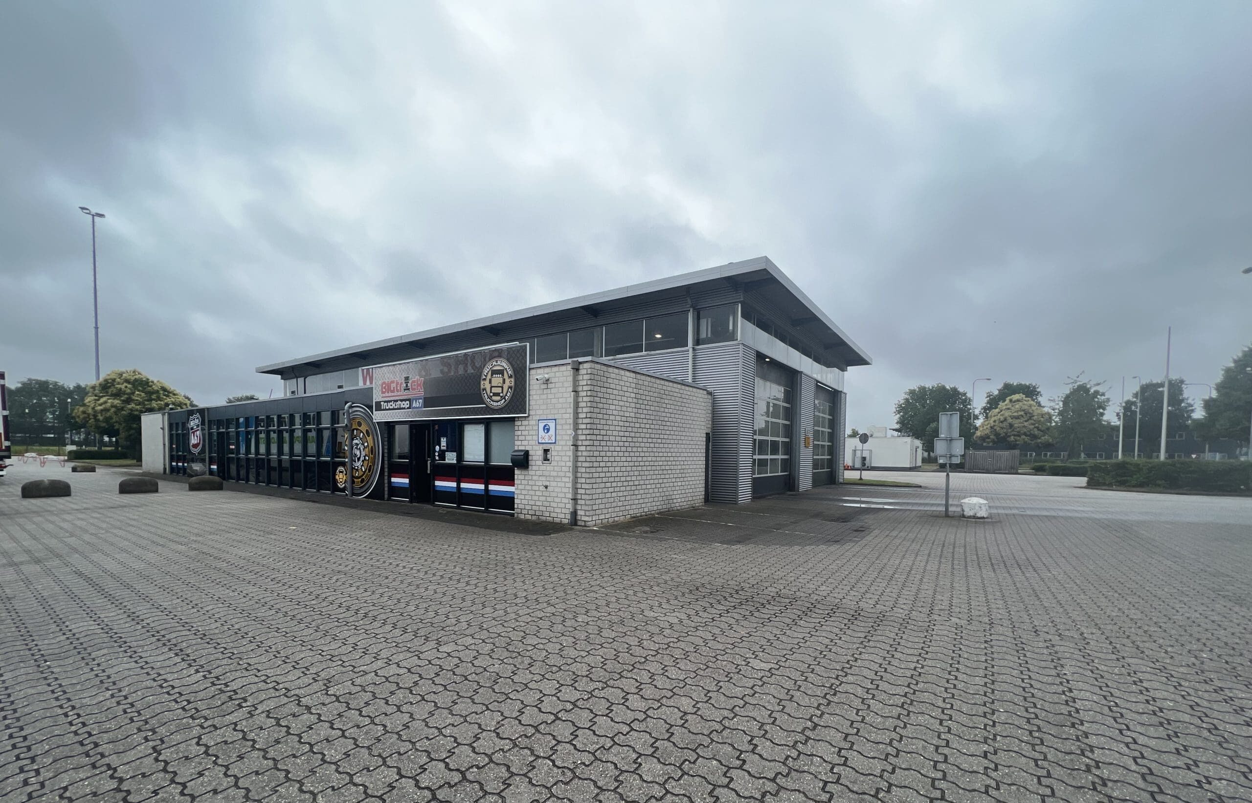 Truckwash in de buurt van Venlo (Asten)